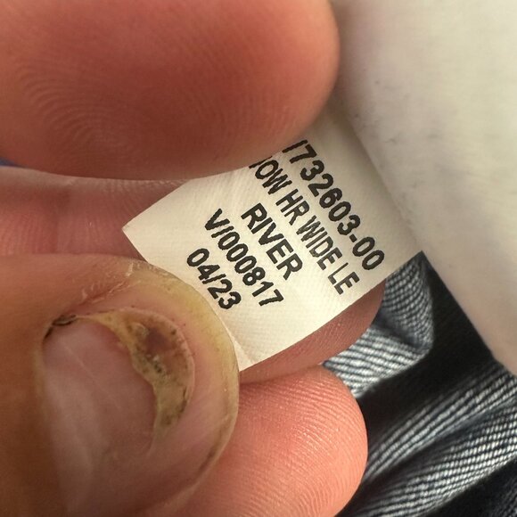 Old Navy Womens High Rise Wow Wide Leg Jeans Dark Wash Size 14 Comfortable Fit - Picture 6 of 6